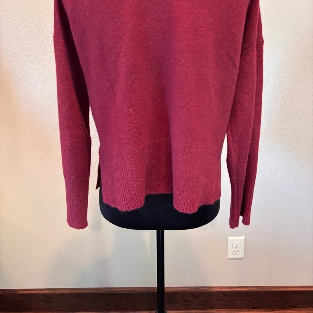 J Crew Supersoft Wool Blend Turtleneck Sweater in Rich Burgundy, Small